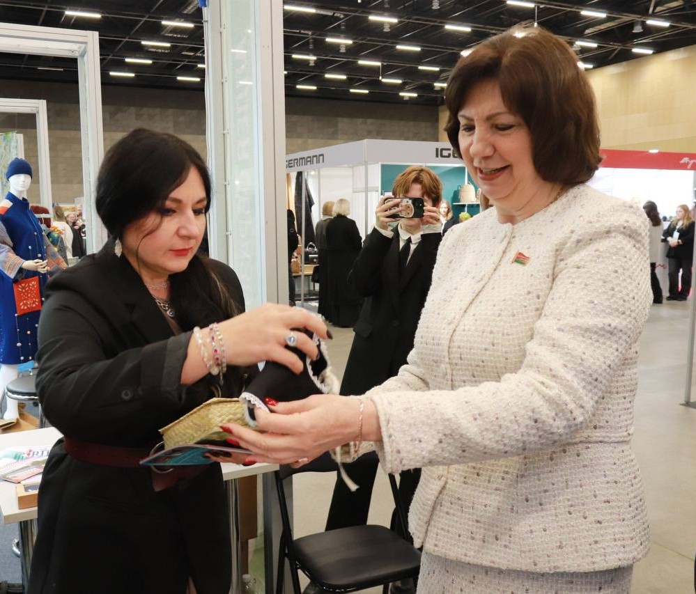 Изделия &laquo;Студии дизайна&raquo; есть даже у Председателя Совета Республики Национального собрания Республики Беларусь Натальи Кочановой